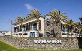 Waves Motel Orewa